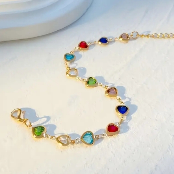 Crystal Heart Gold Bracelet - Picture 4 of 7